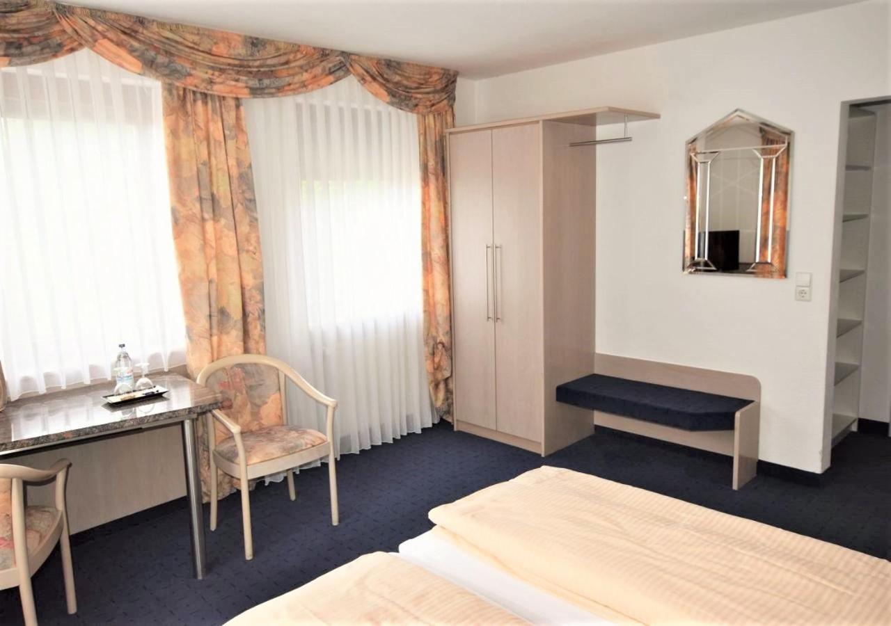Hotel Alena - Kontaktlos Check-In Filderstadt Exterior foto